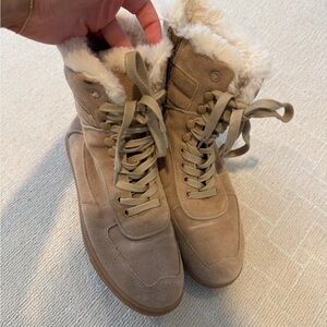J-SLIDES Women's Tan Fur-Lined High-Top Sneakers